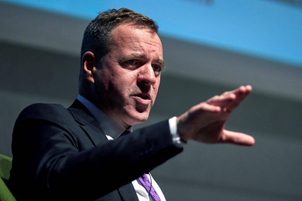 Historiker Niall Ferguson: Merkel hat „große Schuld auf sich geladen“