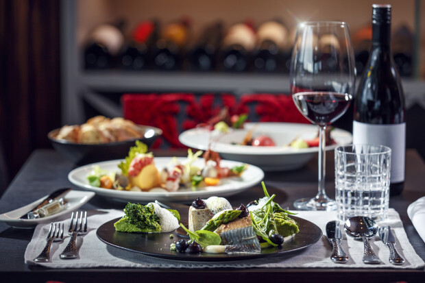 Nach dem Mietpreisdeckel: Warum nicht ein Menüpreisdeckel?