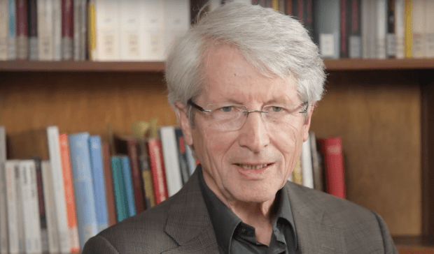 „Das Bundesverfassungsgericht zaubert eine Verfassungsnorm“