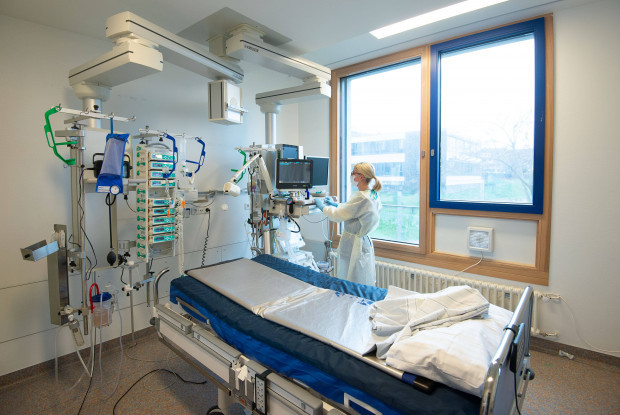 Corona-Update zum Morgen des 26. März: Wer wird behandelt, wer nicht?