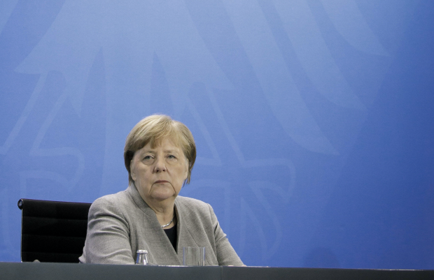 Merkels kurzer Aussetzer: Die geknickten „Ausreiseverbote“