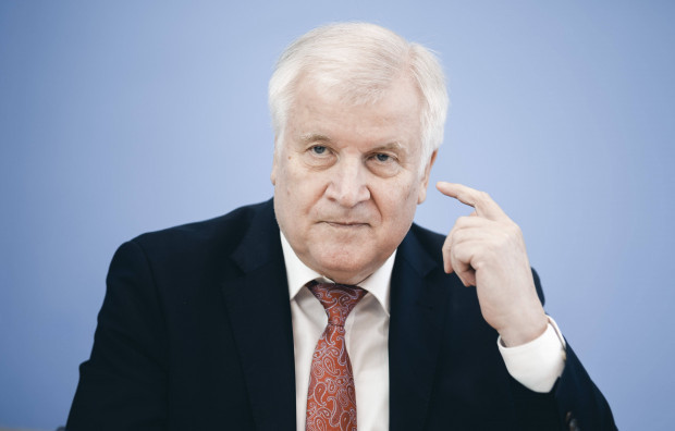 Polizeiliche Kriminalstatistik (PKS) 2019: Seehofers wattierte Wahrheit und die Tabellenkrake