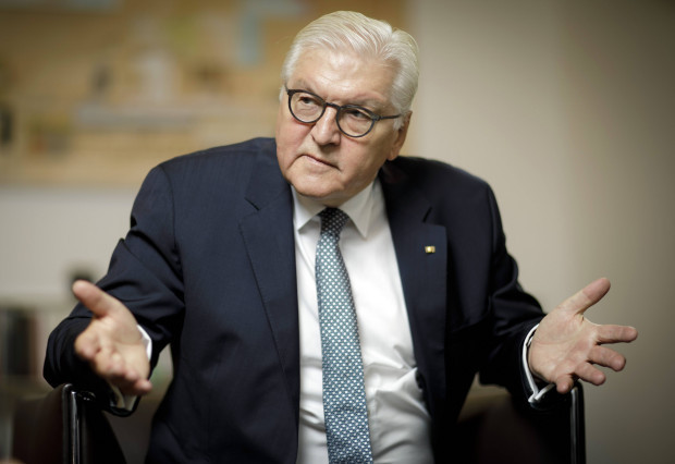 Die Autorin der Polizisten-auf-den-Müll-Hetze war Gast des Bundespräsidenten