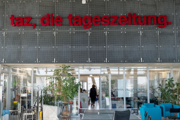 „Taz“ ist unbelehrbar: „Man kann Gewaltverbrecher sein oder Armin Laschet“