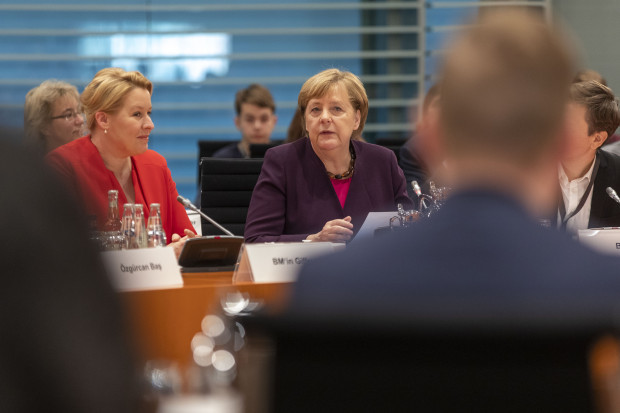 Wieviel Geld die Bundesregierung für bestimmte NGOs zahlt