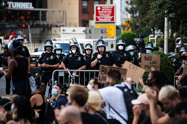 Die Statistik kann rassistische Vorurteile von US-Polizisten nicht bestätigen