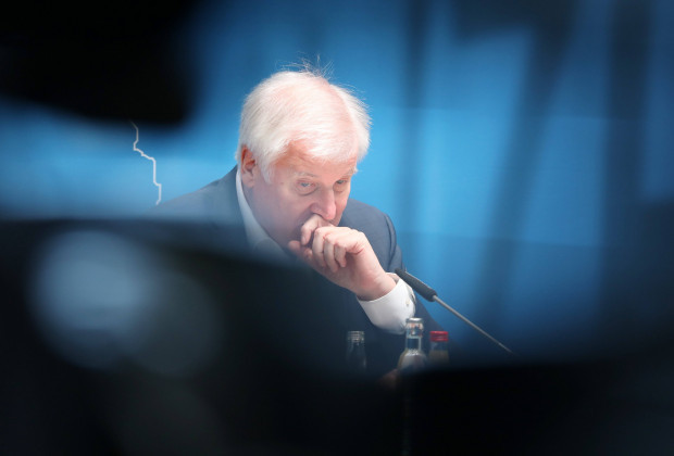 Seehofer hat ungewollt ungewöhnliche Bekenntnisse zu Freiheit und Sicherheit ausgelöst