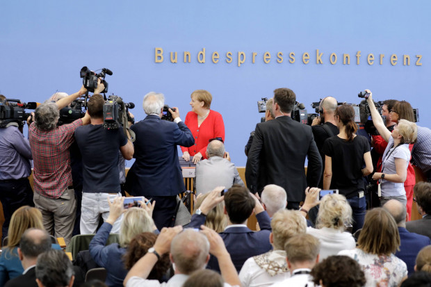 Lob des Regierungslobs