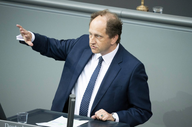 Intrigen, Eigennutz und politische Orientierungslosigkeit eines Liberalen mit großem Namen