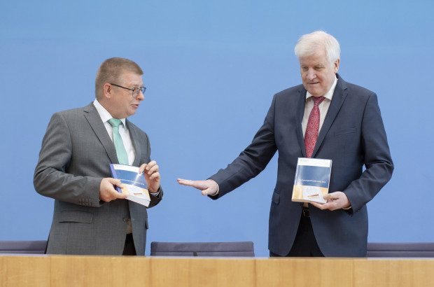 Verfassungsschutzbericht 2019: Instrumentalisierter denn je