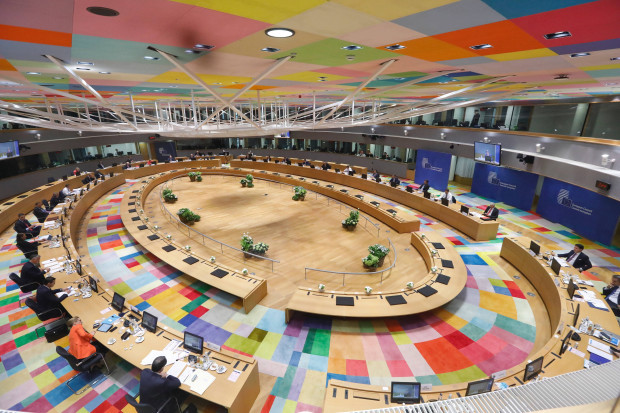 Der EU-Gipfel folgt seinem Ruf als Basar: Wer hat noch nicht, wer will noch mal