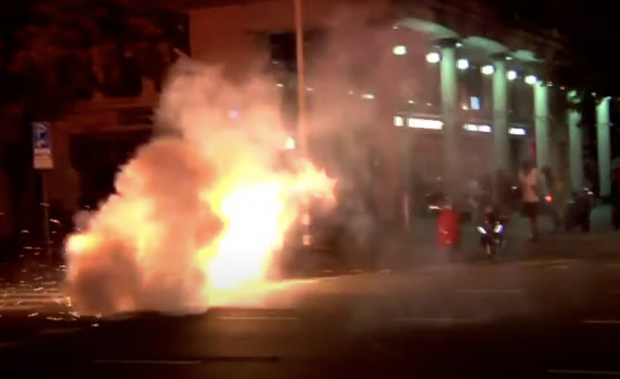 „Rassenunruhen“: Wie Krieg in niederländischen Städten und Badeorten