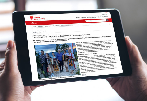 Steinmeier hält sich nicht an Abstands- und Mundnasenschutz-Vorgaben