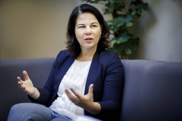 Baerbock in der Adenauer-Stiftung: Die schwarz-grüne Verlobung