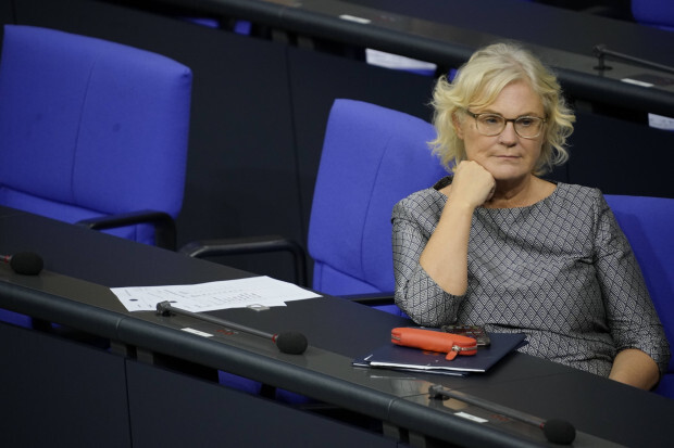 Neues Netzwerk-Überwachungsgesetz offenbar verfassungswidrig