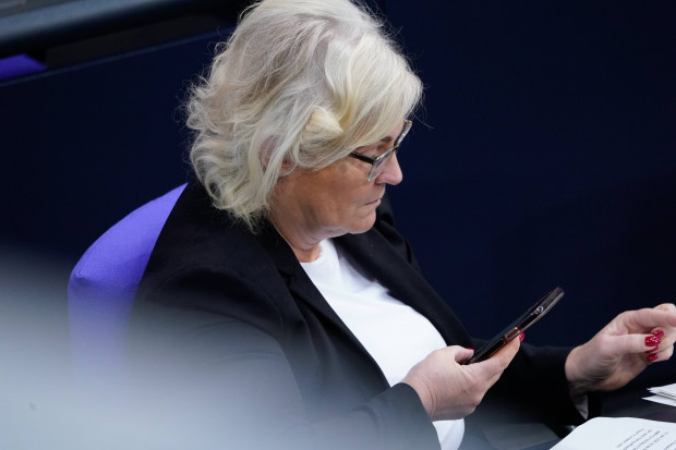 Noch nie hat die Obrigkeit die Grammatik bestimmt