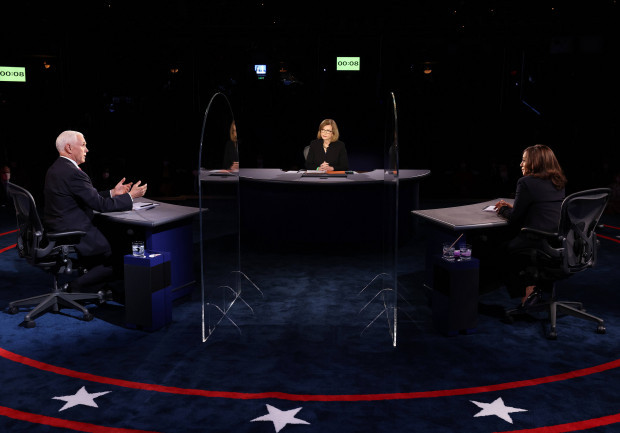 Mansplaining mit Mike Pence, leere Posen mit Kamala Harris