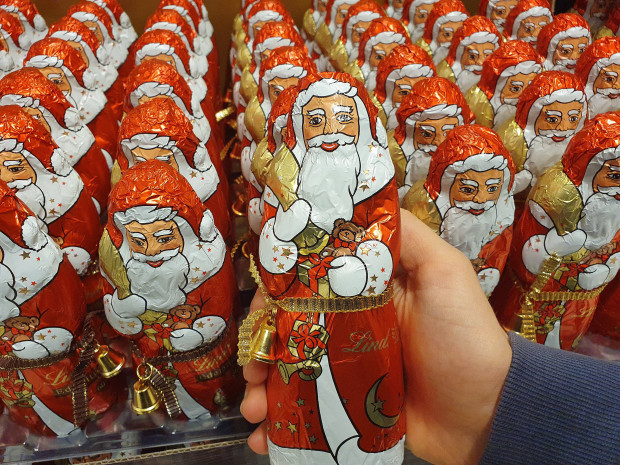 Beendet die Knechtschaft von Ruprecht, Weihnachtsmann und Nikolaus!