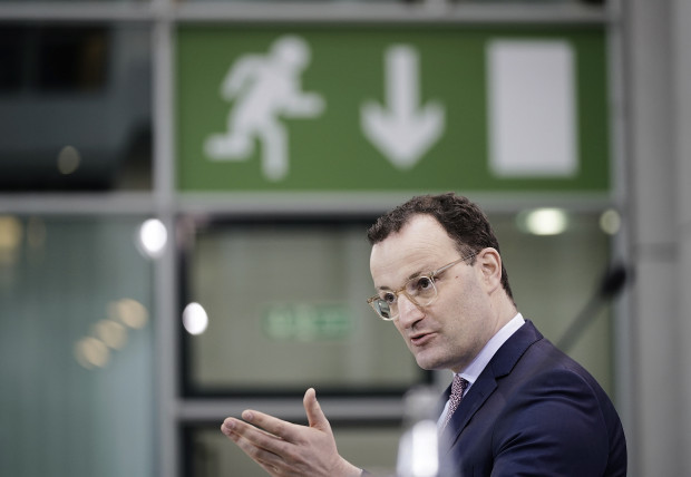 Spahn organisiert Vorratslager für medizinische Güter – Warum erst jetzt?