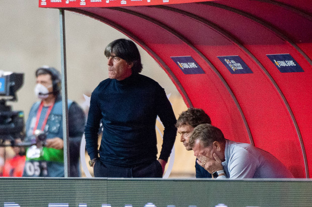 Horst Lichter zwingt mit “Bares für Rares” die deutsche Nationalelf in die Knie