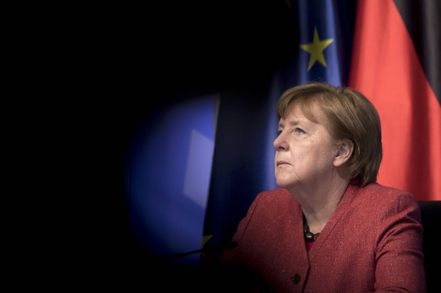 Beschlussvorlage für Schulen gekippt – kommt jetzt der Aufstand gegen Merkel?