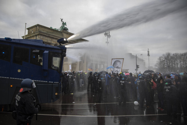 Die Bilder der Gewalt – so statuiert man ein Exempel