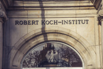 Robert Koch Institut kann Omikron-Welle nur schätzen
