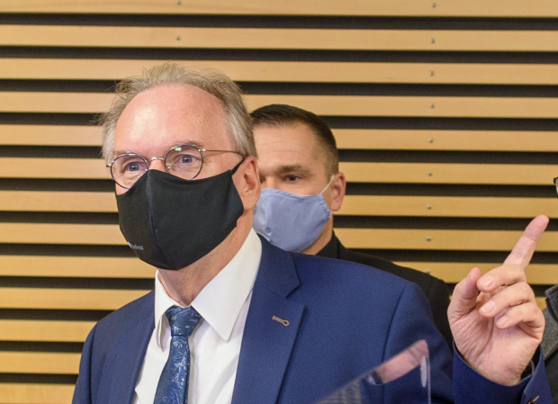 Rundfunkbeitrag steigt nicht, Haseloffs Koalition hält – was kommt jetzt?