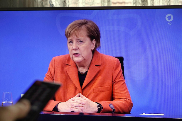 Angela Merkel bringt Psychologen gegen Kritiker in Stellung