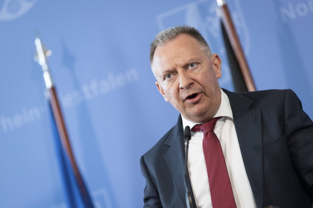 Heinsberger Landrat zu Impfchaos und Corona-Maßnahmen: „Laune bei minus 20“