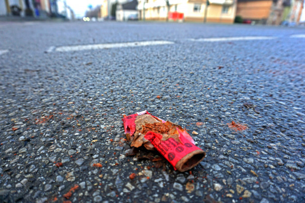 Gesprengter Fahrkartenautomat in Hamburg und Randale in Wien