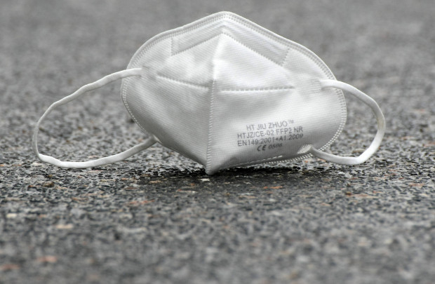 Corona-Labyrinth: Ene, mene, muh – und raus bist Du! Ene, mene meck, der Impfstoff, der ist weg!