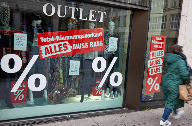 Die Industriekonjunktur kann den Arbeitsmarkt nicht retten