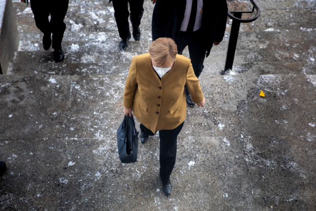 Mediziner Schrappe: „Frau Merkel hat sich in einem Tunnel vergraben“