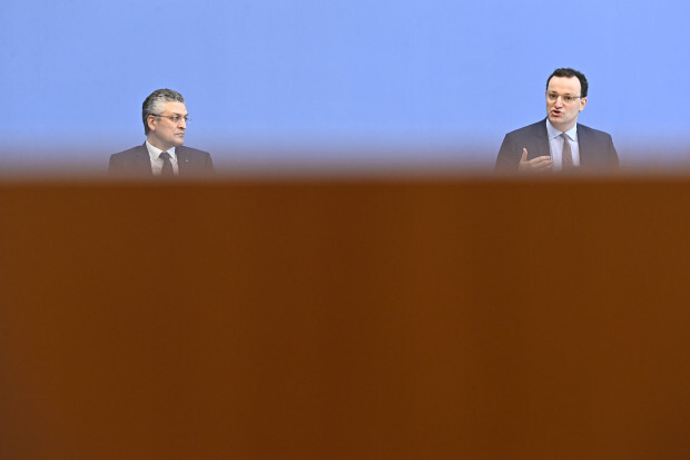 Spahn und Wieler maßen sich Wissen an, das selbst die WHO nicht hat