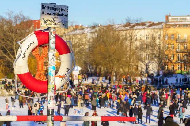 „Legal, illegal, scheißegal“: Was man nicht einsieht, umgeht man eben
