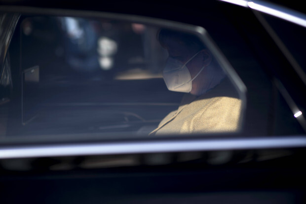 „Es gibt keine Rückkehr zur Normalität“?! – Wo Merkel und Schwab irren