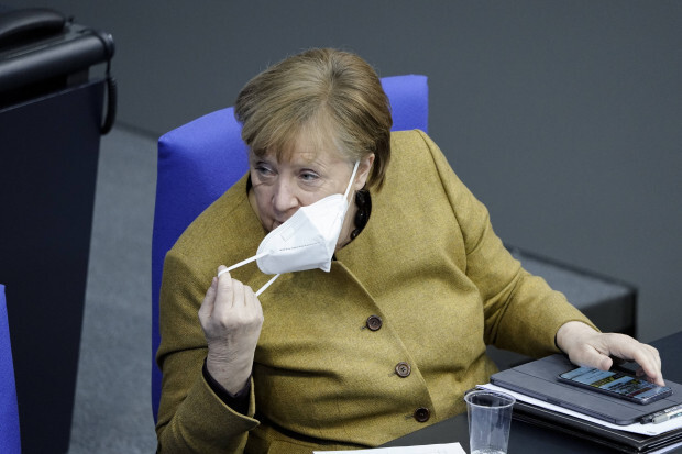 Angela Merkel und „wir“ und der Sieg über „das Virus“