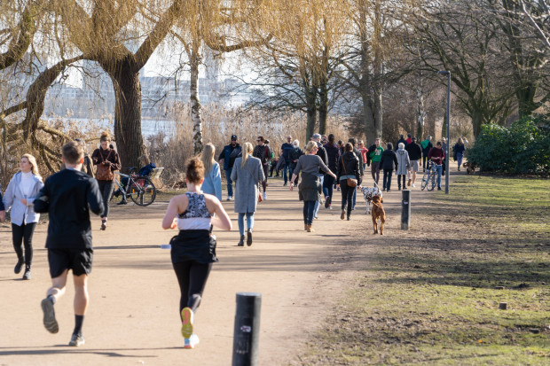 Verwaltungsgericht: Maskenpflicht für Jogger in Hamburg ist unverhältnismäßig