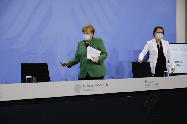 Integration war gestern, morgen soll sich die deutsche Mehrheitsgesellschaft den Zuwanderern anpassen