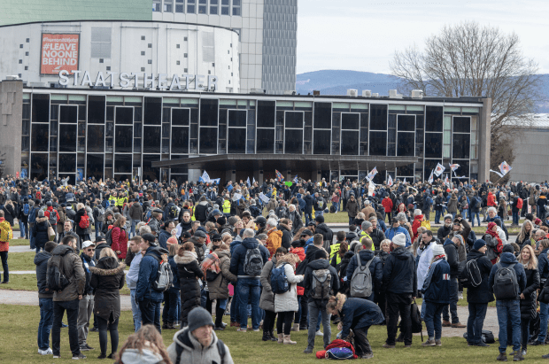 Demo in Kassel: Polizei spricht von bis zu 20.000 Teilnehmern