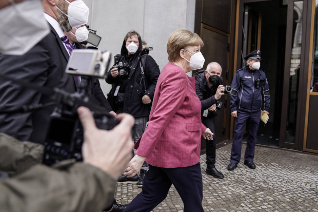 Merkel will mit dem Gesetz nicht die Bürger vor Infektionen schützen, sondern ihre Macht vor den Bürgern