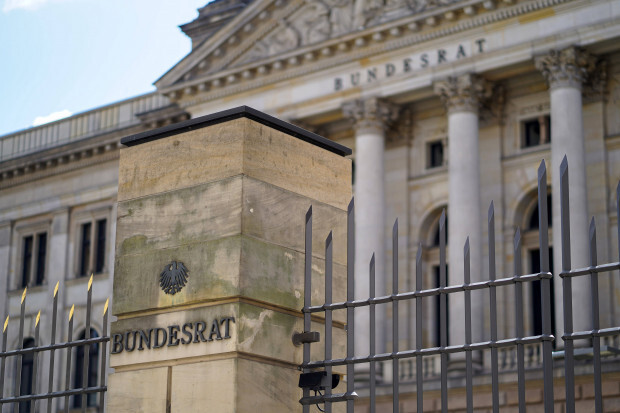 Die Bundesländer zeigen ihre Muskelattrappen