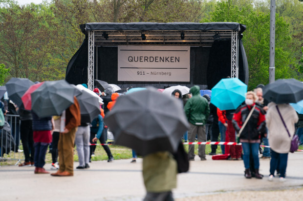 Ernüchterung bei Querdenken: “Wir sind zu wenige”