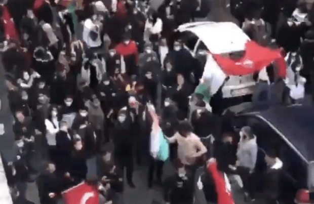 Gelsenkirchen: Antisemitische Sprechchöre vor einer Synagoge – Polizei bleibt untätig