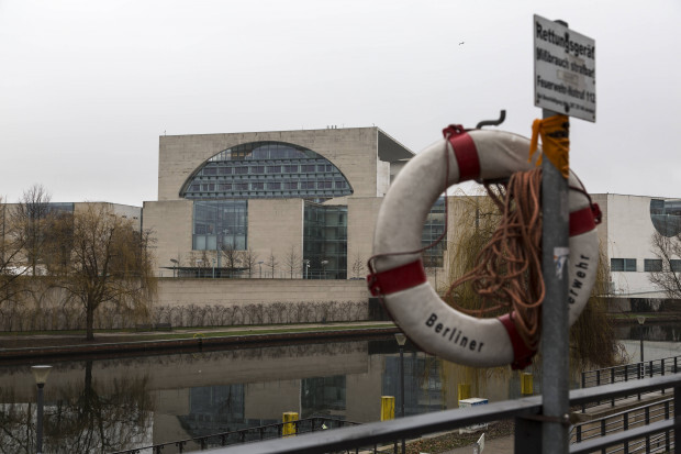 Auf einem Narrenschiff durch die Corona-Krise