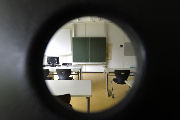 Jeder zwölfte Lehrer ist kein grundständig ausgebildeter Lehrer