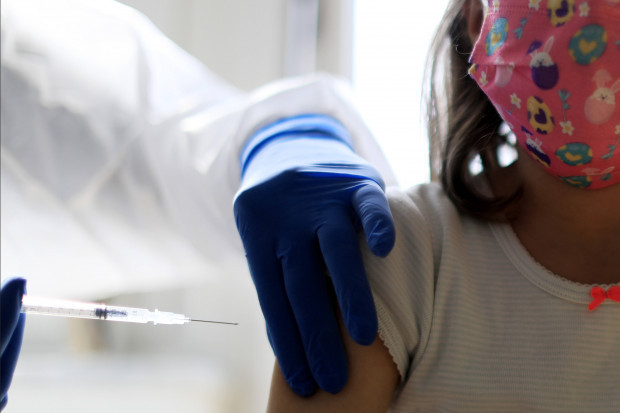 Ärztetag sieht “Recht auf Bildung” nur mit Impfung gesichert