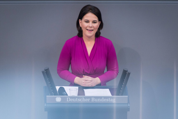 Nach Baerbock hat die SPD „die Soziale Marktwirtschaft auf den Weg gebracht“