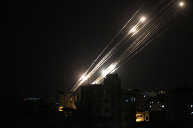 Hunderte Raketen auf Tel Aviv – Hightech-Land vs. fast mittelalterliche Strukturen